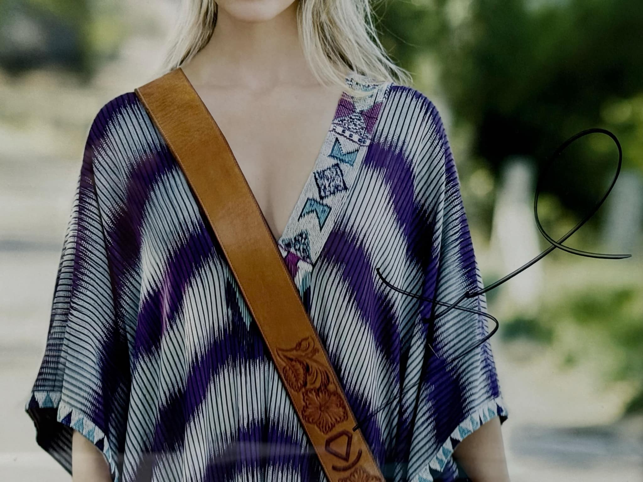 JEWEL - Picking Up The Pieces - Autographed - Framed Vinyl Record LP - JSA Certified