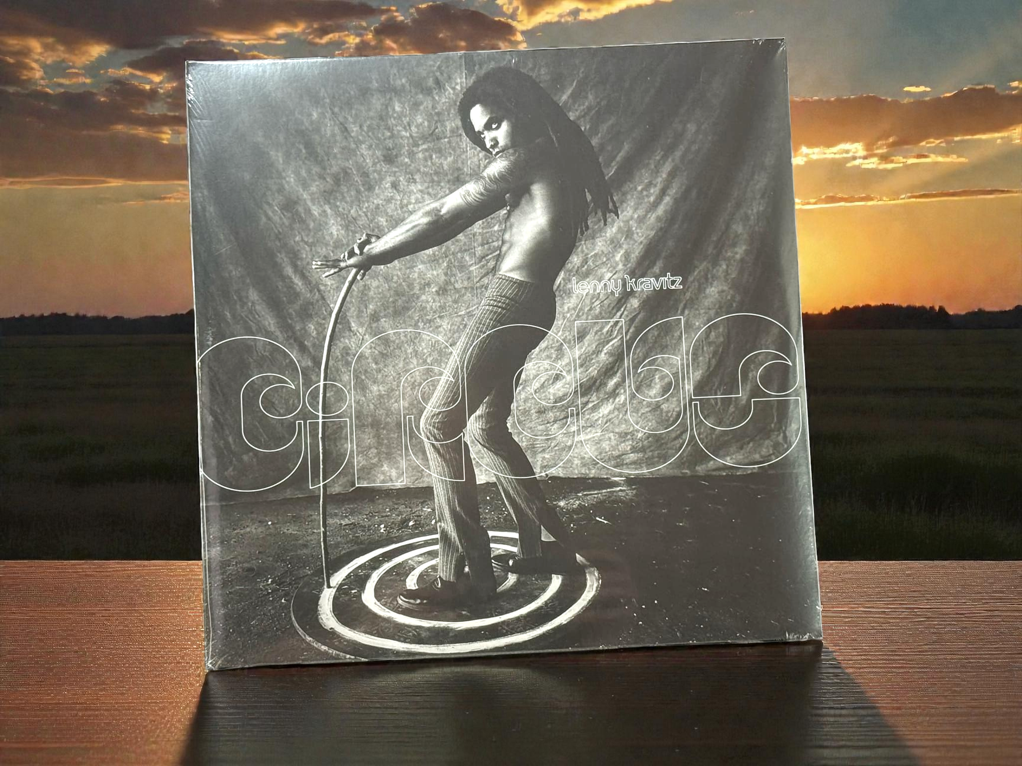 Lenny Kravitz – Circus